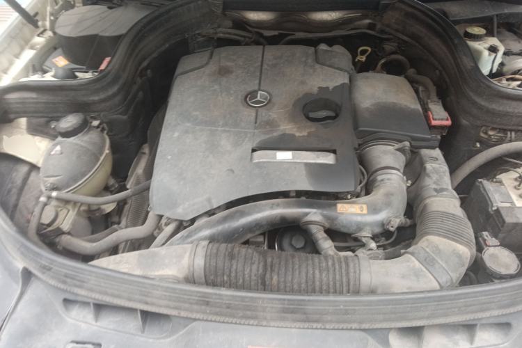Used Mercedes-Benz GLK-Class 2014 GLK 260 4MATIC Dynamic Model Engine Bay