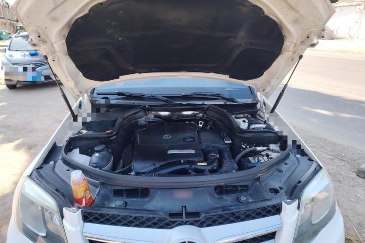 Used Mercedes-Benz GLK-Class 2014 GLK 200 Standard Model Engine Bay