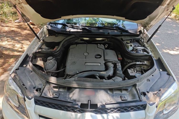 Used Mercedes-Benz GLK-Class 2014 GLK 260 4MATIC Dynamic Model Engine Bay