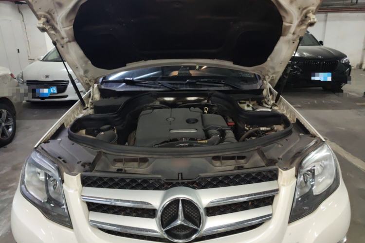 Used Mercedes-Benz GLK-Class 2014 GLK 200 Standard Model Engine Bay