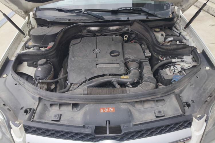 Used Mercedes-Benz GLK-Class 2014 GLK 200 Standard Model Engine Bay