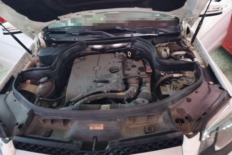 Used Mercedes-Benz GLK-Class 2014 GLK 260 4MATIC Dynamic Model Engine Bay