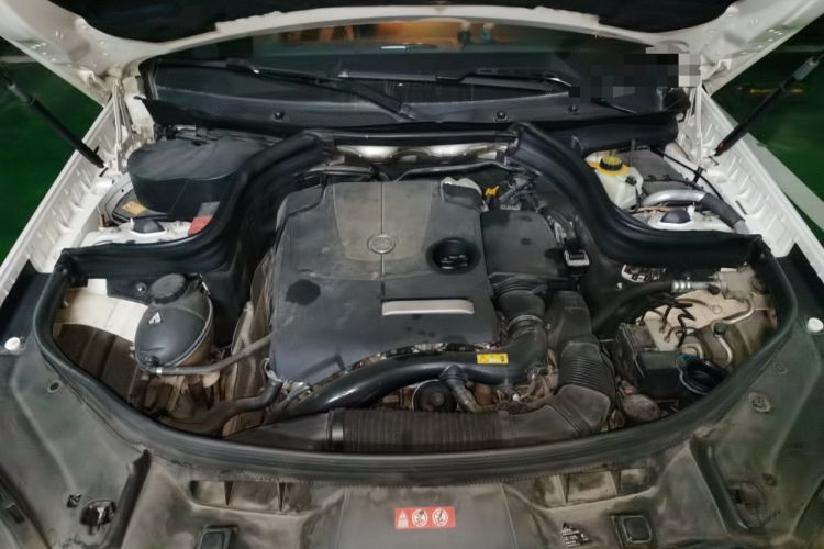 Used Mercedes-Benz GLK-Class 2014 GLK 200 Standard Model Engine Bay