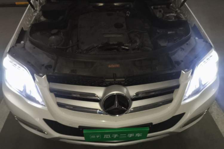 Used Mercedes-Benz GLK-Class 2014 GLK 260 4MATIC Dynamic Model Engine Bay