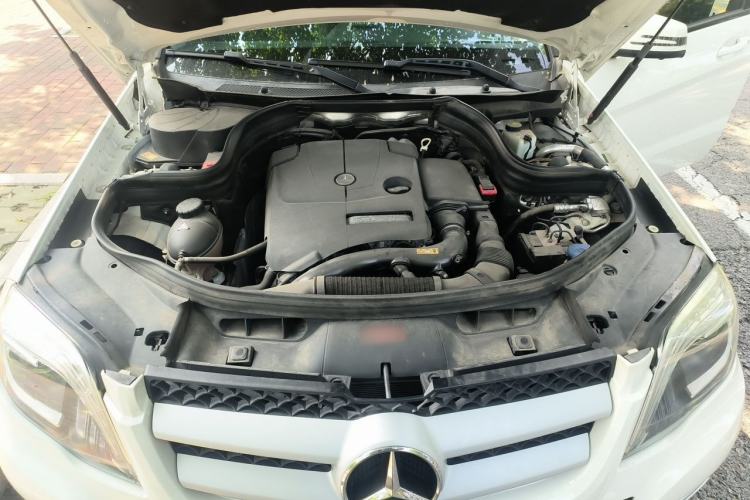 Used Mercedes-Benz GLK-Class 2014 GLK 260 4MATIC Dynamic Model Engine Bay