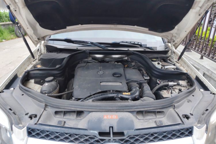 Used Mercedes-Benz GLK-Class 2014 GLK 200 Standard Model Engine Bay