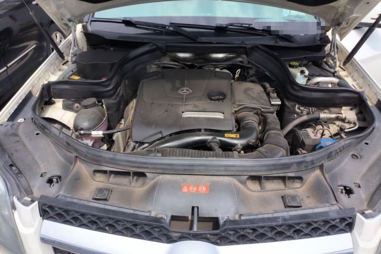 Used Mercedes-Benz GLK-Class 2014 GLK 200 Standard Model Engine Bay
