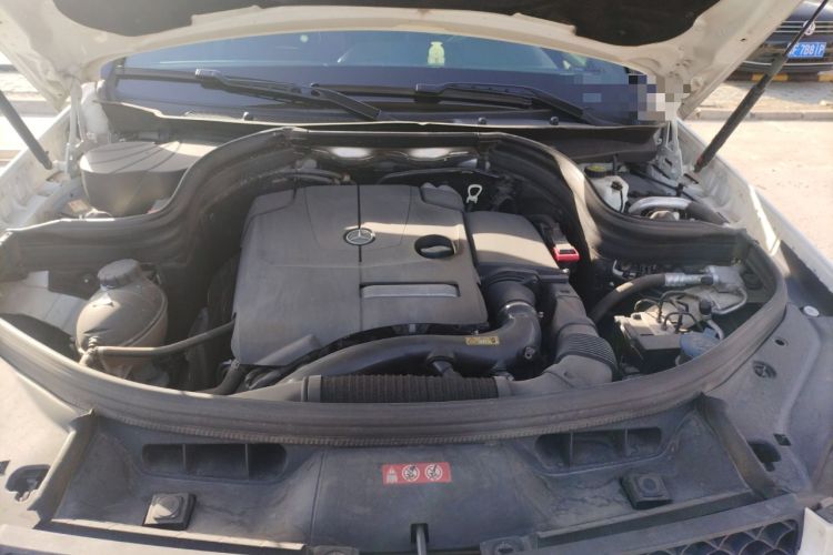 Used Mercedes-Benz GLK-Class 2014 GLK 200 Standard Model Engine Bay