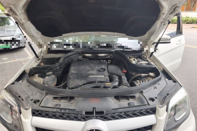 Used Mercedes-Benz GLK-Class 2014 GLK 260 4MATIC Dynamic Model Engine Bay