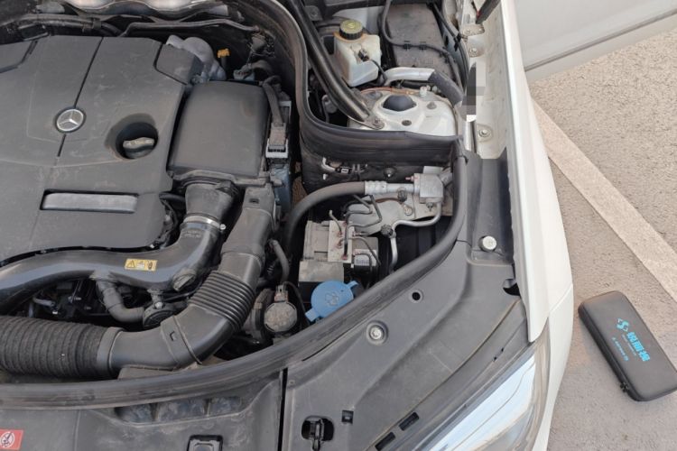 Used Mercedes-Benz GLK-Class 2014 GLK 200 Standard Model Engine Bay Left