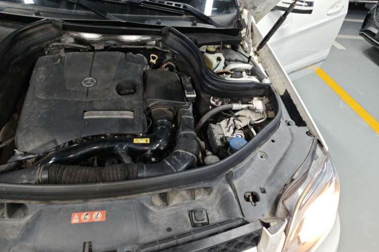 Used Mercedes-Benz GLK-Class 2014 GLK 200 Standard Model Engine Bay Left