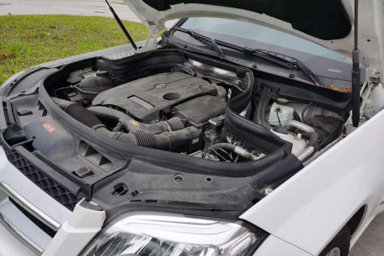 Used Mercedes-Benz GLK-Class 2014 GLK 200 Standard Model Engine Bay Left