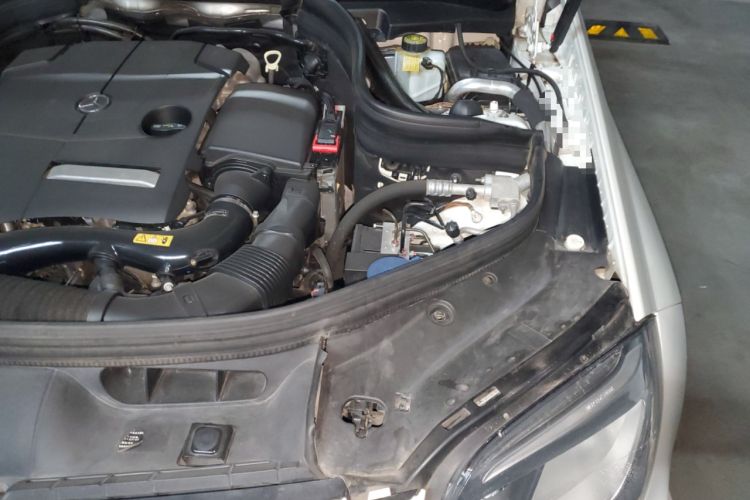 Used Mercedes-Benz GLK-Class 2014 GLK 260 4MATIC Dynamic Model Engine Bay Left