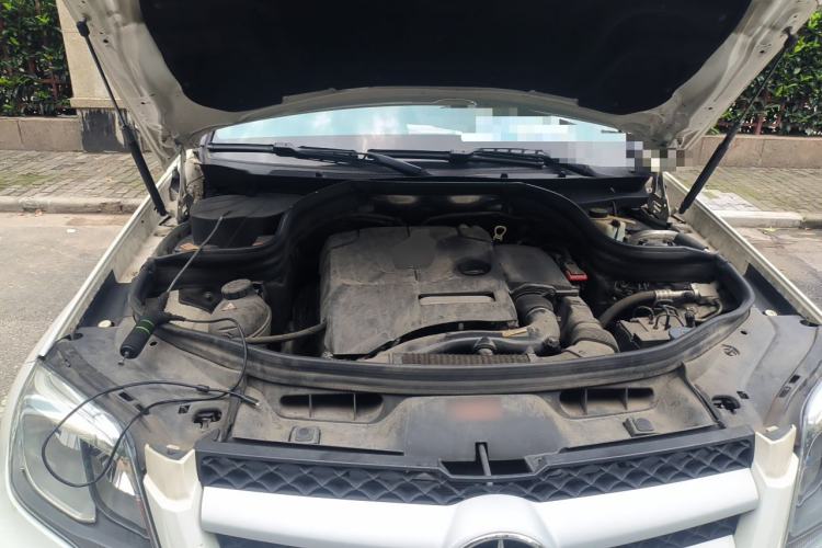 Used Mercedes-Benz GLK-Class 2014 GLK 260 4MATIC Dynamic Model Engine Bay