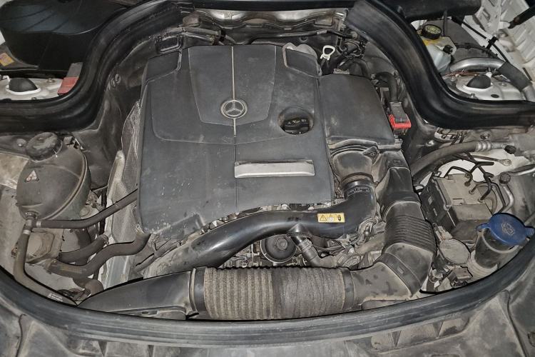 Used Mercedes-Benz GLK-Class 2014 GLK 260 4MATIC Dynamic Model Engine Bay