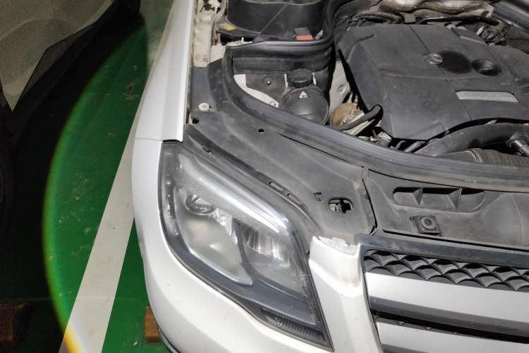 Used Mercedes-Benz GLK-Class 2014 GLK 200 Standard Model Engine Bay Right