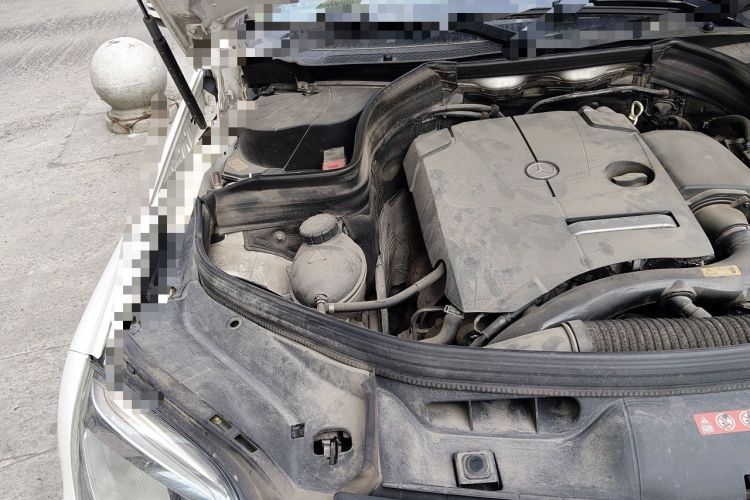 Used Mercedes-Benz GLK-Class 2014 GLK 260 4MATIC Dynamic Model Engine Bay Right