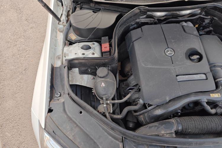 Used Mercedes-Benz GLK-Class 2014 GLK 200 Standard Model Engine Bay Right
