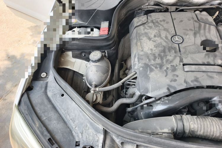 Used Mercedes-Benz GLK-Class 2014 GLK 200 Standard Model Engine Bay Right