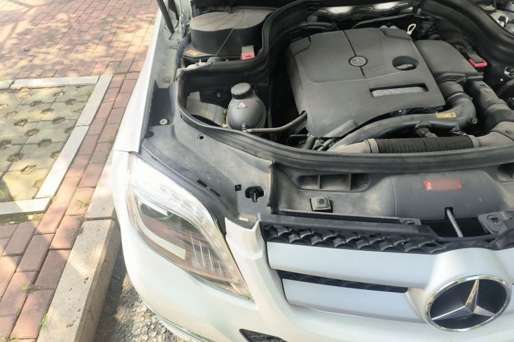 Used Mercedes-Benz GLK-Class 2014 GLK 260 4MATIC Dynamic Model Engine Bay Right