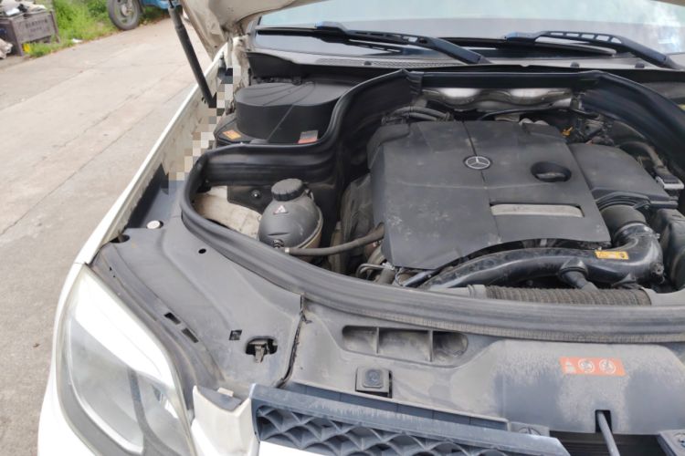 Used Mercedes-Benz GLK-Class 2014 GLK 200 Standard Model Engine Bay Right