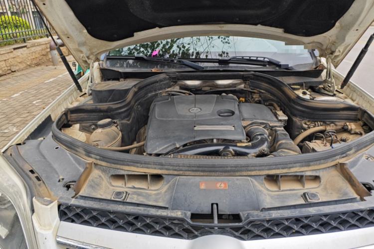 Used Mercedes-Benz GLK-Class 2014 GLK 200 Standard Model Engine Bay Right