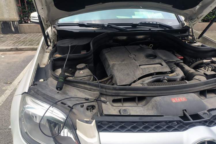 Used Mercedes-Benz GLK-Class 2014 GLK 260 4MATIC Dynamic Model Engine Bay Right