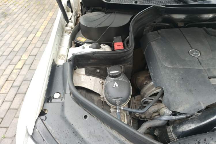 Used Mercedes-Benz GLK-Class 2014 GLK 200 Standard Model Engine Bay Right