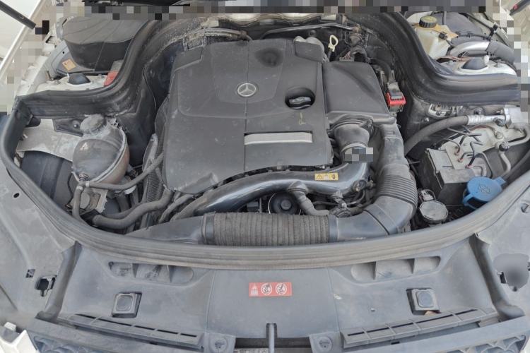 Used Mercedes-Benz GLK-Class 2014 GLK 200 Standard Model Engine Bay