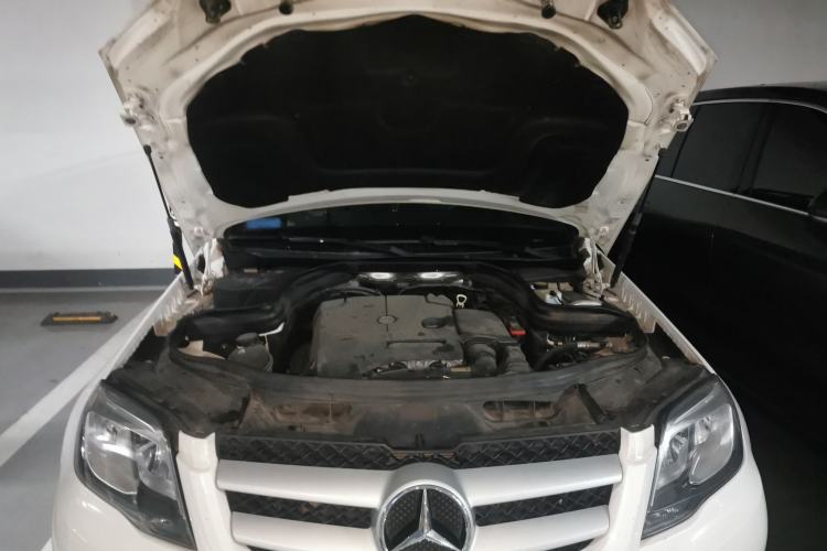 Used Mercedes-Benz GLK-Class 2014 GLK 260 4MATIC Dynamic Model Engine Bay