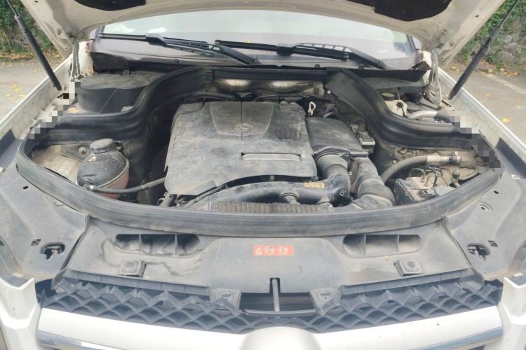 Used Mercedes-Benz GLK-Class 2014 GLK 200 Standard Model Engine Bay