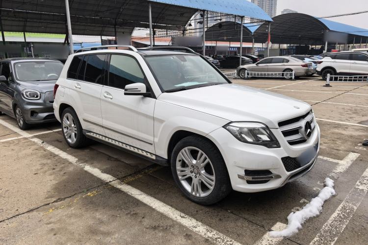 Used Mercedes-Benz GLK-Class 2014 GLK 200 Standard Model Exterior 2