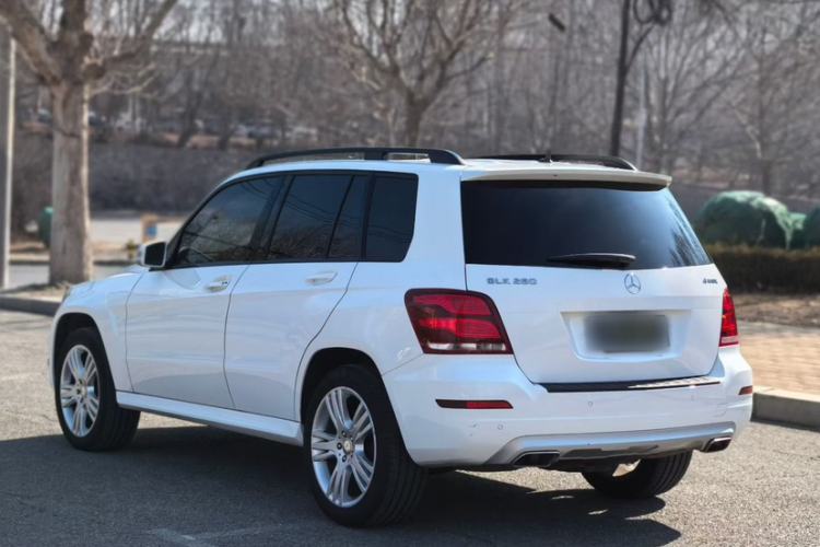 Used Mercedes-Benz GLK-Class 2014 GLK 260 4MATIC Dynamic Model Exterior 4