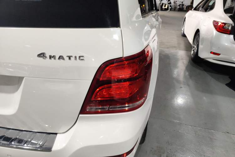 Used Mercedes-Benz GLK-Class 2014 GLK 200 Standard Model Exterior 4