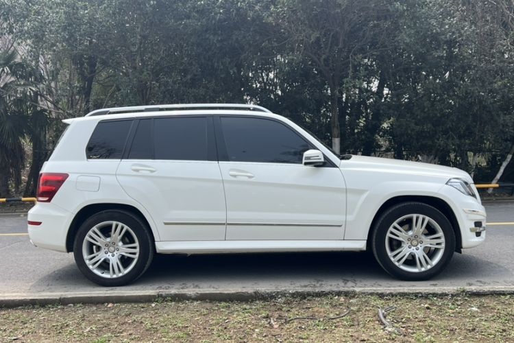 Used Mercedes-Benz GLK-Class 2014 GLK 200 Standard Model Exterior 9