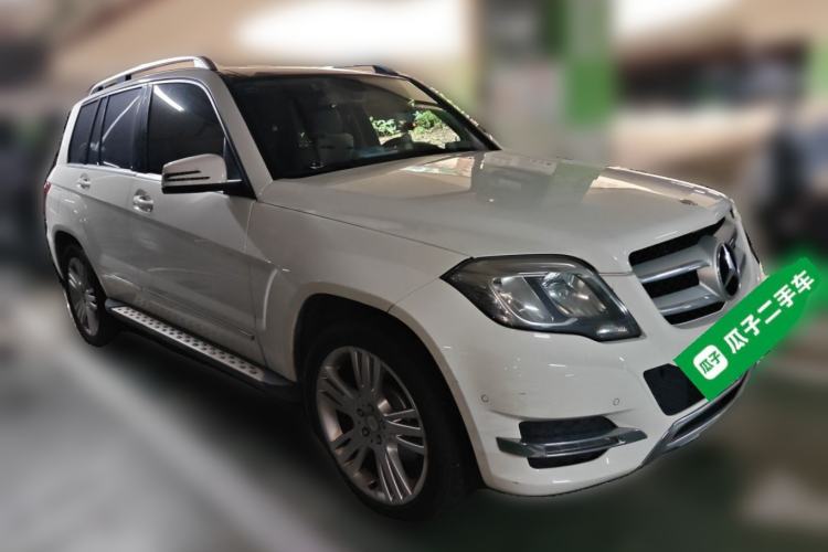Used Mercedes-Benz GLK-Class 2014 GLK 200 Standard Model Front Right 45 Deg