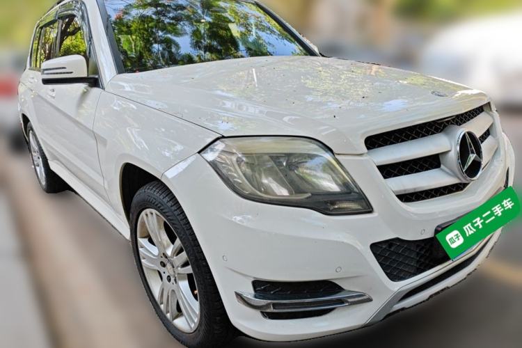 Used Mercedes-Benz GLK-Class 2014 GLK 260 4MATIC Dynamic Model Front Right 45 Deg