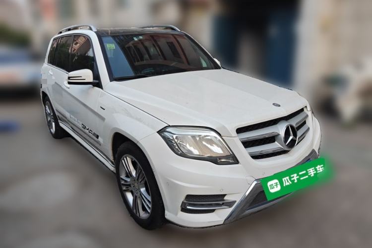 Used Mercedes-Benz GLK-Class 2014 GLK 260 4MATIC Dynamic Model Front Right 45 Deg