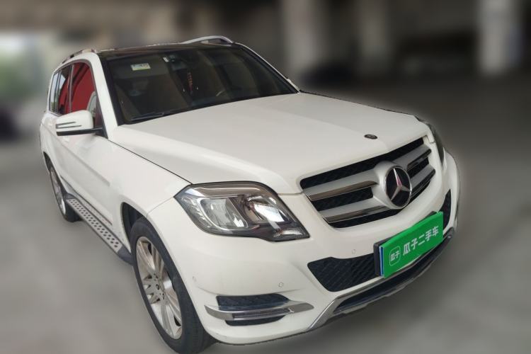 Used Mercedes-Benz GLK-Class 2014 GLK 200 Standard Model Front Right 45 Deg