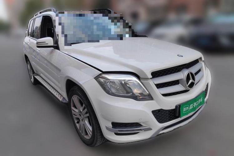 Used Mercedes-Benz GLK-Class 2014 GLK 260 4MATIC Dynamic Model Front Right 45 Deg