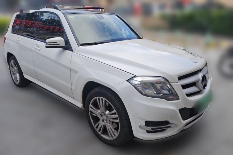 Used Mercedes-Benz GLK-Class 2014 GLK 260 4MATIC Dynamic Model Front Right 45 Deg