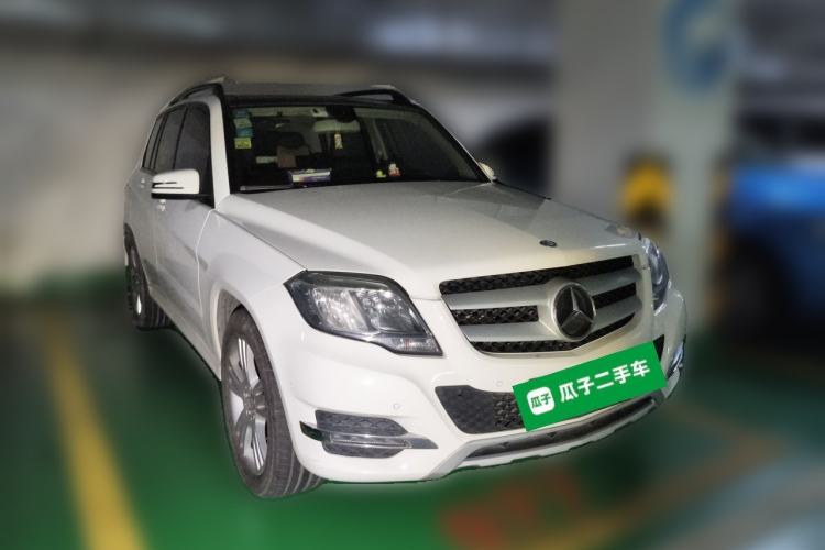 Used Mercedes-Benz GLK-Class 2014 GLK 260 4MATIC Dynamic Model Front Right 45 Deg