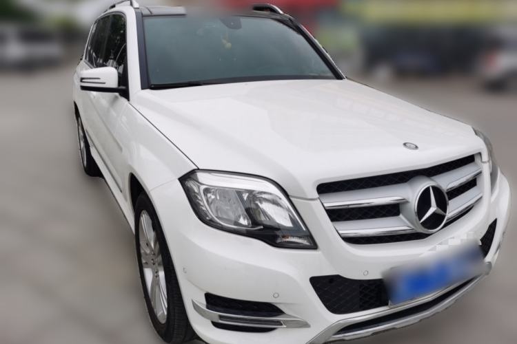 Used Mercedes-Benz GLK-Class 2014 GLK 200 Standard Model Front Right 45 Deg