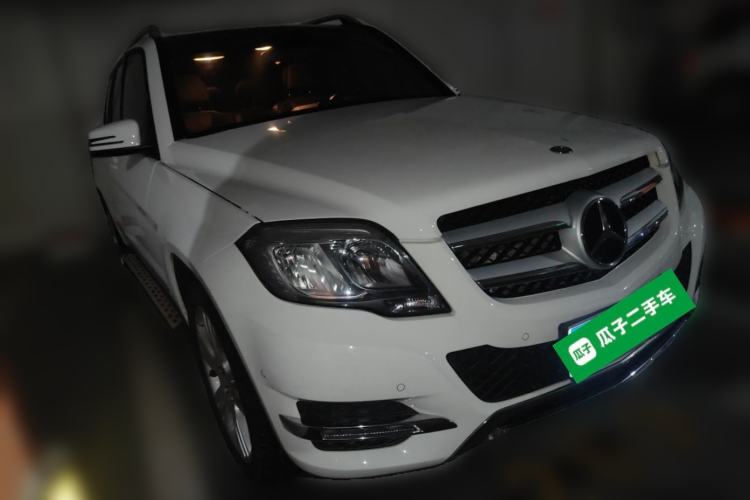 Used Mercedes-Benz GLK-Class 2014 GLK 200 Standard Model Front Right 45 Deg