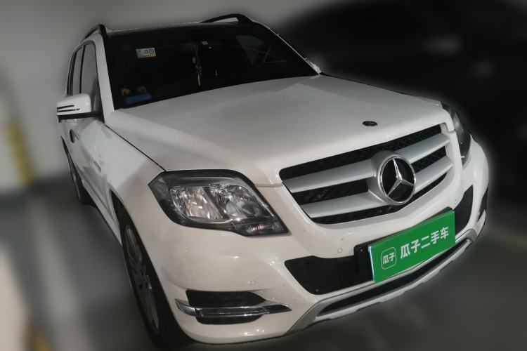 Used Mercedes-Benz GLK-Class 2014 GLK 260 4MATIC Dynamic Model Front Right 45 Deg