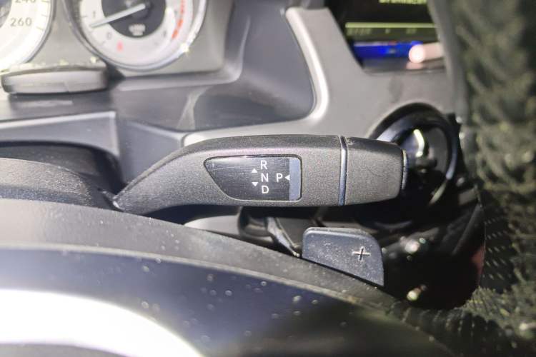 Used Mercedes-Benz GLK-Class 2014 GLK 200 Standard Model Gear Lever