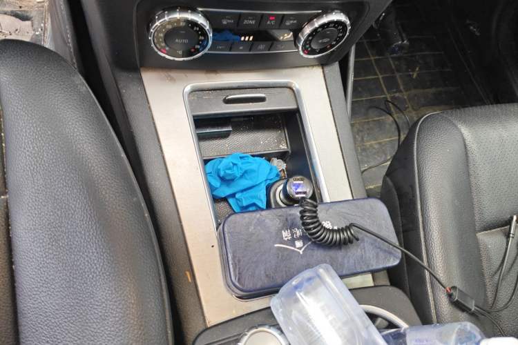 Used Mercedes-Benz GLK-Class 2014 GLK 260 4MATIC Dynamic Model Gear Lever