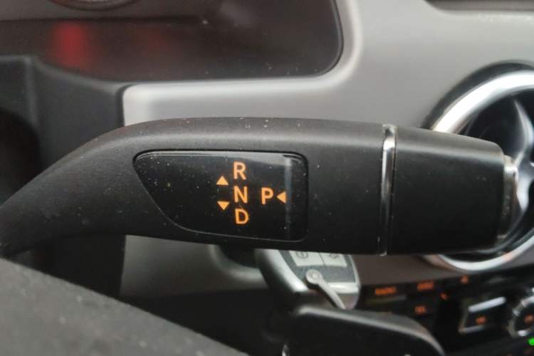 Used Mercedes-Benz GLK-Class 2014 GLK 200 Standard Model Gear Lever