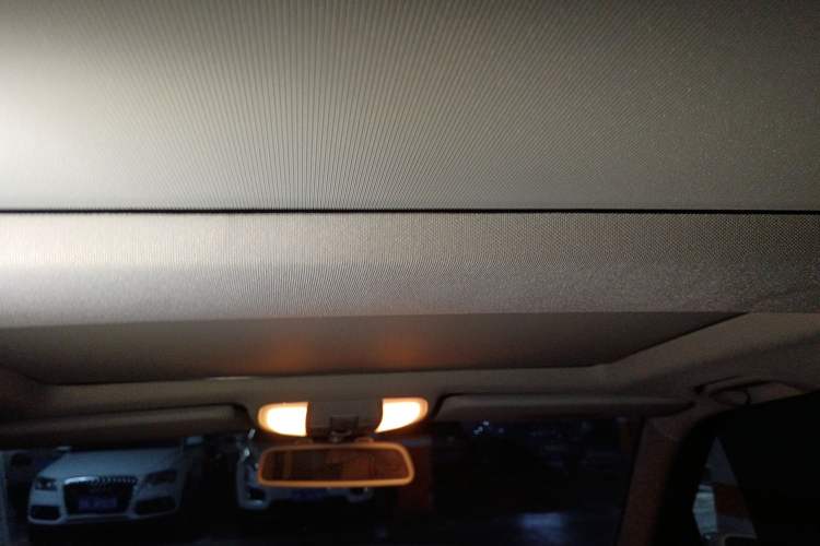 Used Mercedes-Benz GLK-Class 2014 GLK 260 4MATIC Dynamic Model Headliner