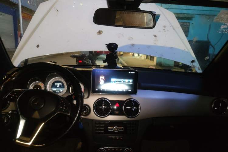 Used Mercedes-Benz GLK-Class 2014 GLK 200 Standard Model Headliner
